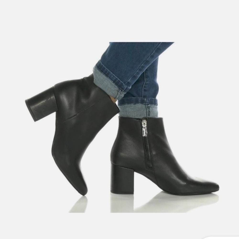 BLONDO WATERPROOF TASEL BLACK ANKLE BOOTIE LEATHER 9M